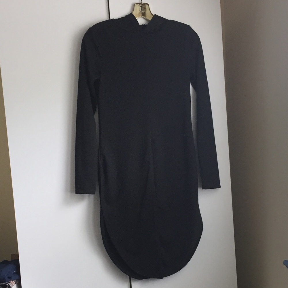 Hooded tunic top